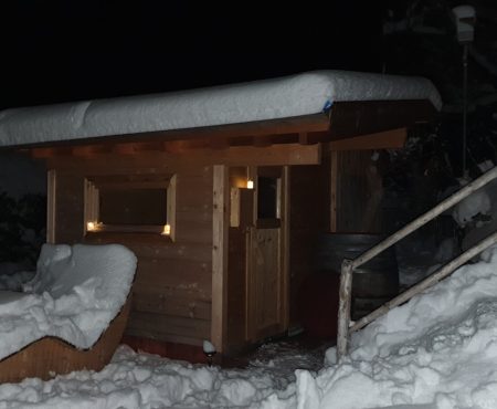 Sauna im Schnee